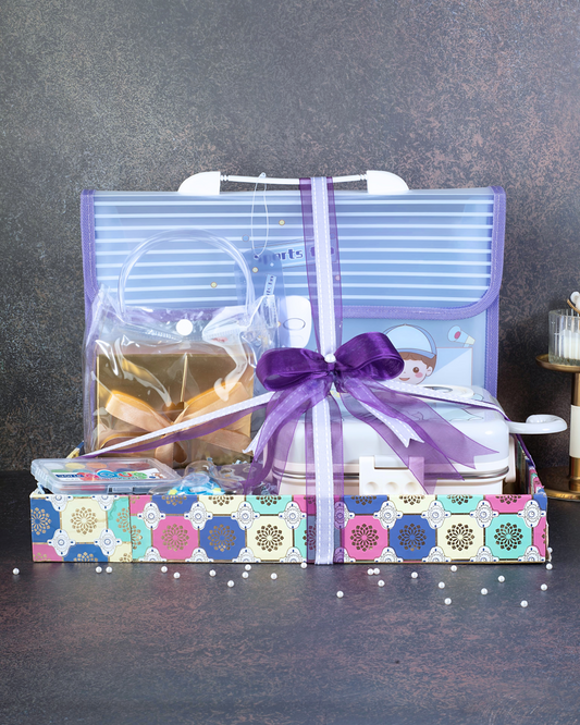 Stationery & Snack Stars Hamper