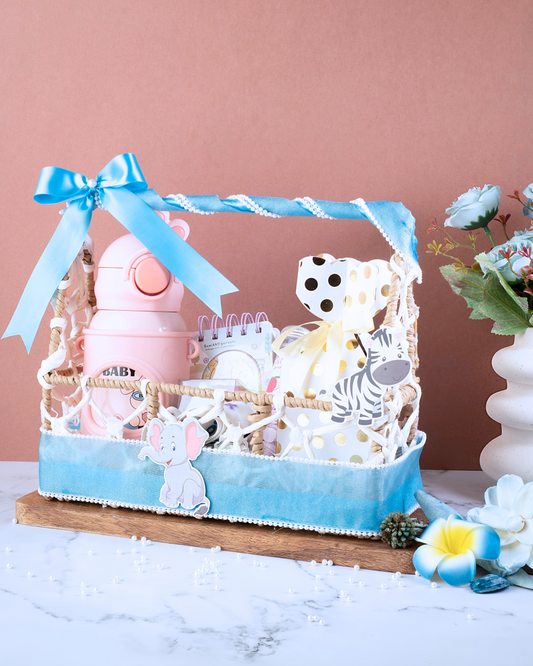 Mini Munch & Fun Hamper