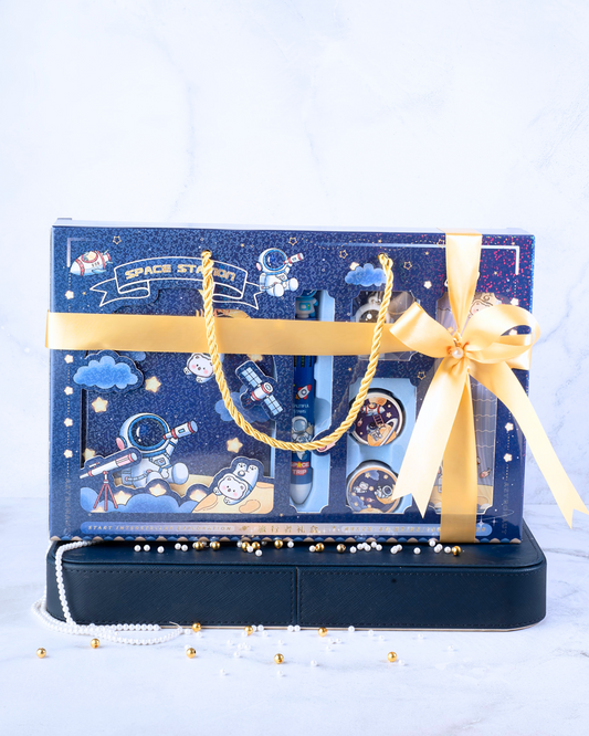 Little Astronautās Treasure Trove