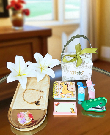 Pretty Little Things Box